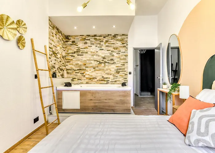 Parenthese Occitane - Free Parking - Balneotherapie Apartment