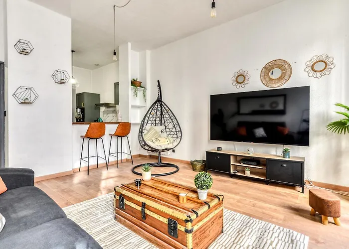 Parenthese Occitane - Free Parking - Balneotherapie Apartment Carcassonne