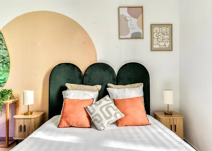 Parenthese Occitane - Free Parking - Balneotherapie *